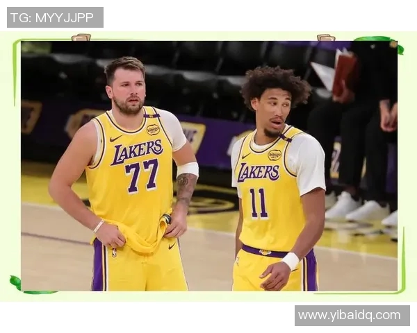 残阵老鹰青春风暴击溃湖人东契奇独木难支布朗尼闪耀全场